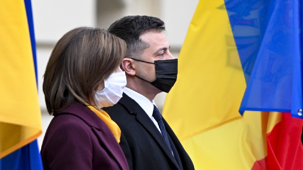 Ми цінуємо, що президент Молдови не боїться називати Крим українським - Зеленський
